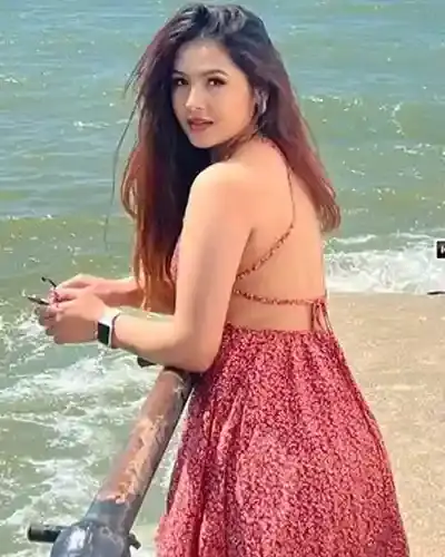 Call Girls in Sahaswan